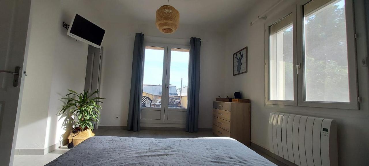 Apartmán Chambre Avec Terrasse Sarrians Exteriér fotografie